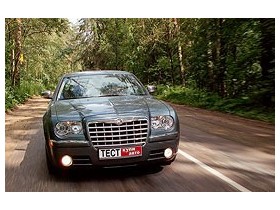 Chrysler 300: Он просто ошибся дверью