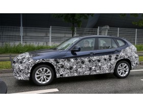 Фирма BMW вывела на тесты паркетник Zinoro X1 EV