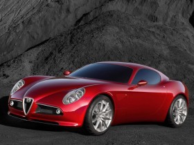 История Alfa Romeo (Альфа Ромео ).